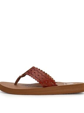 YELLOW BOX NAVARD TAN SANDAL MEDIUM WIDTH NEW IN BOX